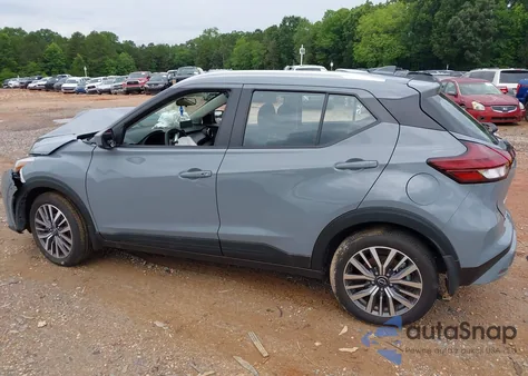 2024 Nissan Kicks Sv Xtronic Cvt z USA, uszkodzony, nr VIN 3N1CP5CV0RL547415